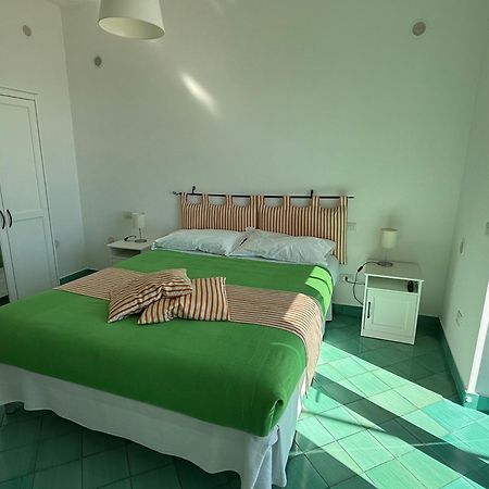 Вілла Casa Gabriella - Amalfi Coast - Free Parking - Full Sea View В'єтрі Екстер'єр фото